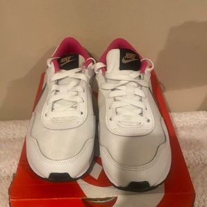 Brand new big girls/women Nike Sneakers